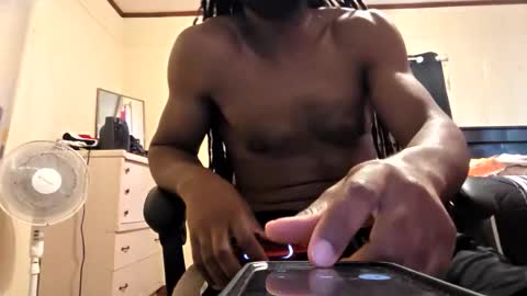 glomightyj online show from 03/31/26, 10:54