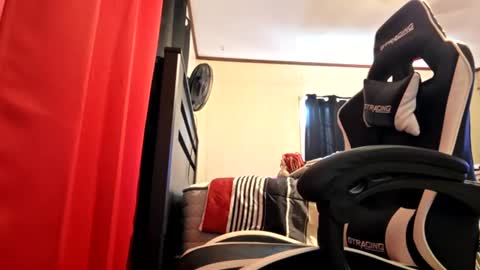 glomightyj online show from 07/19/26, 10:02