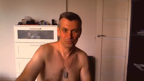 Snapshot of gloomy_doll chatting on 07/30/26, 02:16 gloomy_doll online show from 07/30/26, 02:16