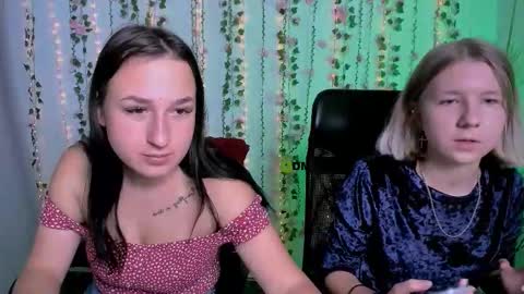 Snapshot of gloria_bubble chatting on 09/30/25, 05:45 your dream online show from 09/30/25, 05:45