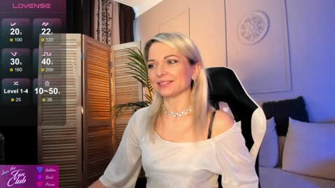 Gloria online show from 12/12/24, 11:07