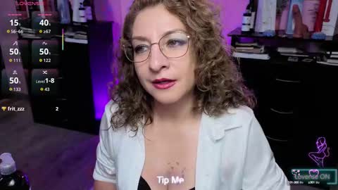 Snapshot of gloriacrespo chatting on 09/18/25, 10:01 gloriacrespo online show from 09/18/25, 10:01