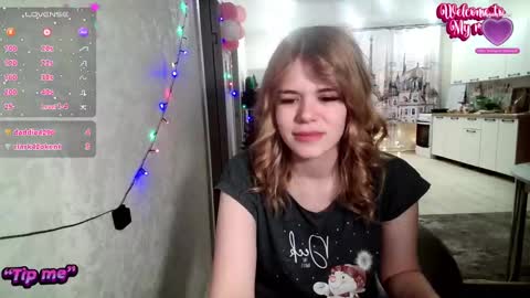  Roxy  online show from 01/01/25, 03:03