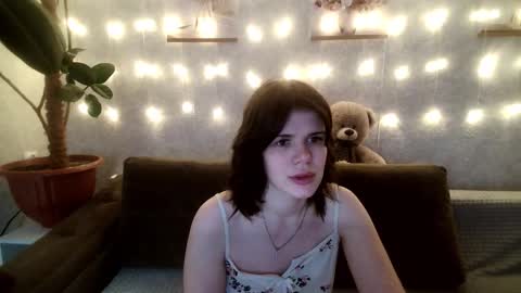  Roxy  online show from 11/10/25, 04:11