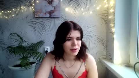  Roxy  online show from 11/15/25, 10:12