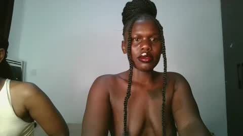 Snapshot of glossybabe77 chatting on 03/02/26, 06:48 glossybabe77 online show from 03/02/26, 06:48