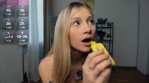 Cherry online show from 10/03/25, 07:38