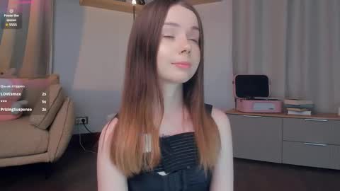 Ann Eliz and Gigi online show from 04/22/26, 07:15