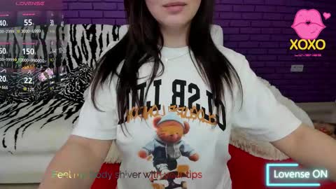 Mia online show from 02/02/26, 03:33