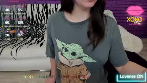 Mia online show from 04/02/26, 04:15