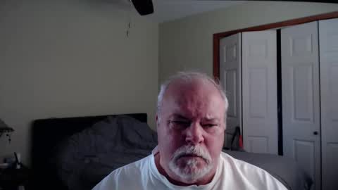 Snapshot of gmctruckguy chatting on 04/24/26, 02:08 gmctruckguy online show from 04/24/26, 02:08