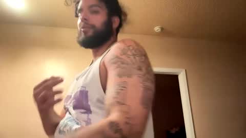 gmenocal21 online show from 02/18/25, 07:54