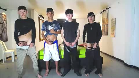 Snapshot of gnecos chatting on 01/05/26, 07:50 THOMAS AND DAMIAND online show from 01/05/26, 07:50