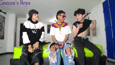 Snapshot of gnecos chatting on 02/01/26, 08:40 THOMAS AND DAMIAND online show from 02/01/26, 08:40