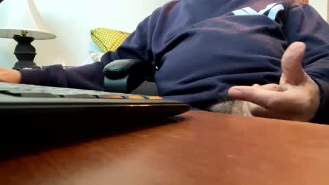 Snapshot of gngnxxx chatting on 09/22/25, 12:07 gngnxxx online show from 09/22/25, 12:07