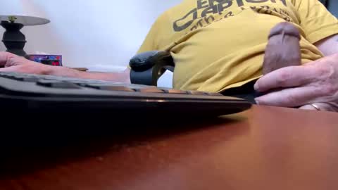 gngnxxx online show from 04/20/26, 12:19