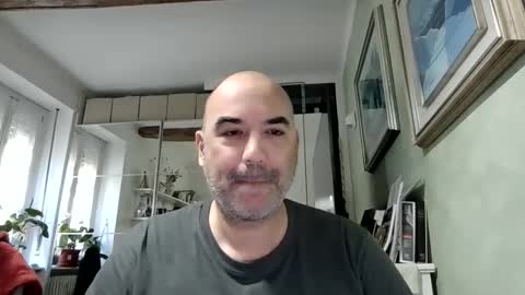 Snapshot of gnoffo77 chatting on 05/16/26, 10:01 Matte online show from 05/16/26, 10:01