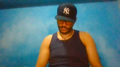 Snapshot of gnzurg chatting on 07/12/26, 06:15 gnz online show from 07/12/26, 06:15