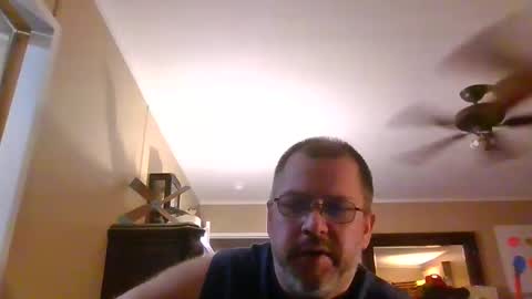 Snapshot of gobey33 chatting on 10/08/25, 07:06 IDKIDCIDGAF online show from 10/08/25, 07:06