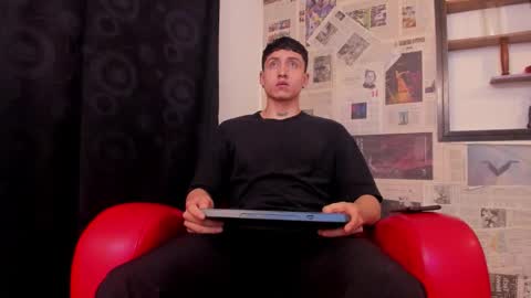 steven online show from 10/12/25, 10:25