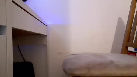 Snapshot of goddamndan chatting on 01/11/25, 11:02 goddamndan online show from 01/11/25, 11:02