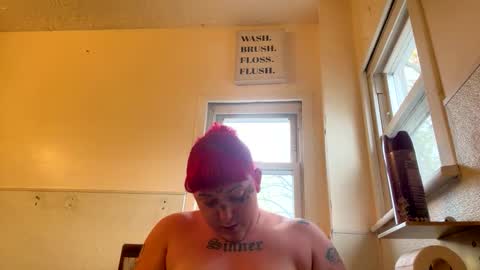 Snapshot of goddess182002 chatting on 11/02/25, 03:03 goddess182002 online show from 11/02/25, 03:03