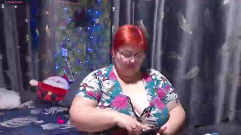 Snapshot of goddess57 chatting on 01/02/25, 02:24 Goddess online show from 01/02/25, 02:24
