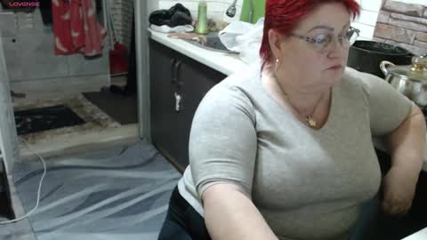 Snapshot of goddess57 chatting on 02/15/25, 03:28 Goddess online show from 02/15/25, 03:28