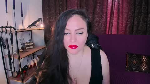 Snapshot of goddess__anna chatting on 02/15/25, 08:44 GoddeSS ANNA online show from 02/15/25, 08:44