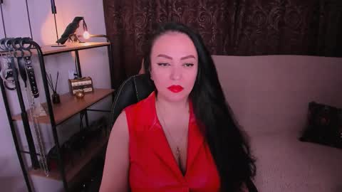 Snapshot of goddess__anna chatting on 11/17/25, 12:22 GoddeSS ANNA online show from 11/17/25, 12:22