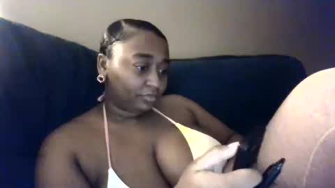 Snapshot of goddess_allure0 chatting on 12/07/24, 07:05 Goddess Allure0 online show from 12/07/24, 07:05