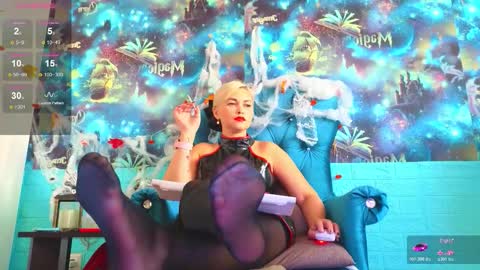 Mrs. Isabella online show from 10/20/25, 04:02