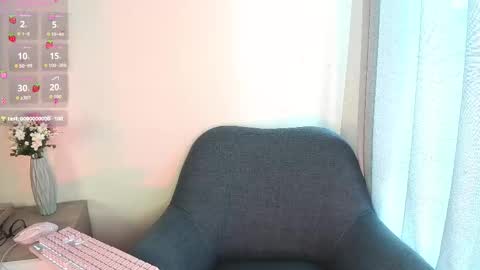 Snapshot of goddess_martina chatting on 10/02/25, 07:10 M A R T I N A  online show from 10/02/25, 07:10