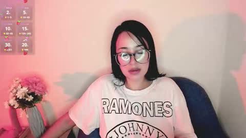 M A R T I N A  online show from 11/21/25, 12:21