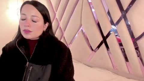 M A R T I N A  online show from 04/01/26, 12:39