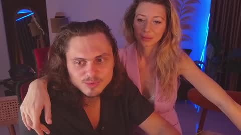 Snapshot of goddess_marylin chatting on 03/02/25, 03:56   330 UTC2 girls   online show from 03/02/25, 03:56