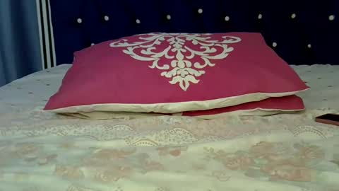 Snapshot of goddess_nanaya chatting on 04/27/26, 03:37 Goddess nanaya online show from 04/27/26, 03:37