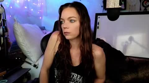 Patricia Mars           Goddess of Mars twitter thegoddessmindy online show from 03/16/26, 03:27