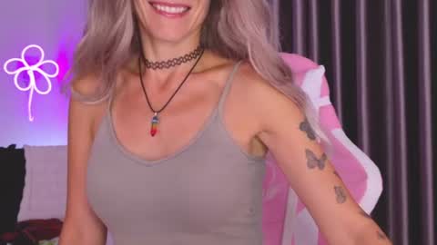 Katarina online show from 06/10/26, 12:37