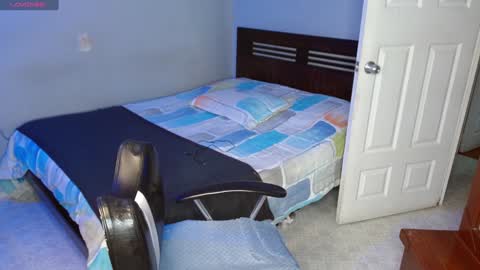 Snapshot of goddess_val chatting on 12/03/24, 10:39 Valentina online show from 12/03/24, 10:39