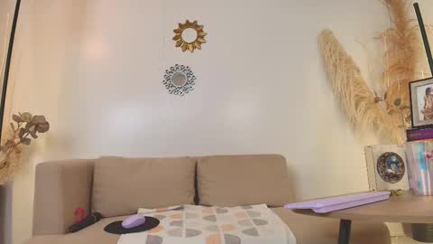 Victoria Ocaso online show from 10/13/25, 03:01