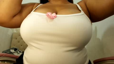 CHANELL online show from 04/24/26, 01:41