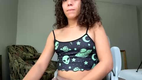 Snapshot of goddesscurls chatting on 09/28/25, 06:13 goddesscurls online show from 09/28/25, 06:13