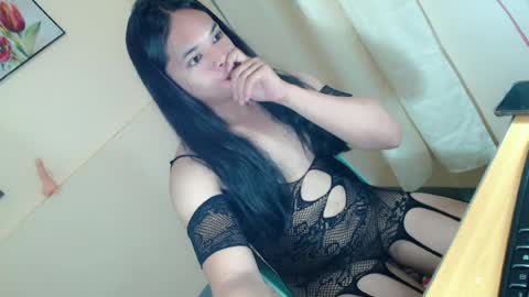 Snapshot of goddesscynthara chatting on 05/19/26, 03:29 kia online show from 05/19/26, 03:29