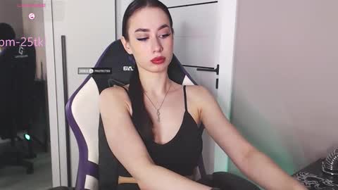 Goddess EmmaBratt princess online show from 02/08/26, 03:59