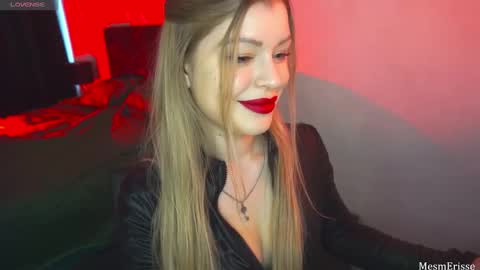 Snapshot of goddesseriss chatting on 01/25/25, 09:57 MesmErisse online show from 01/25/25, 09:57