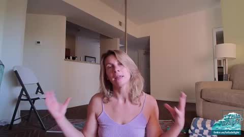 Laila Delight Goddess of Light online show from 12/21/25, 05:20