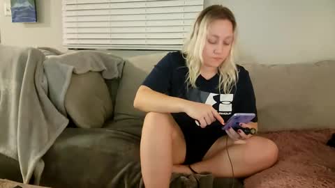 GoddessMayvn online show from 01/30/25, 01:10