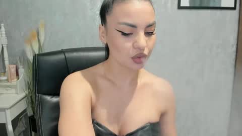 Mistress online show from 02/08/25, 11:33