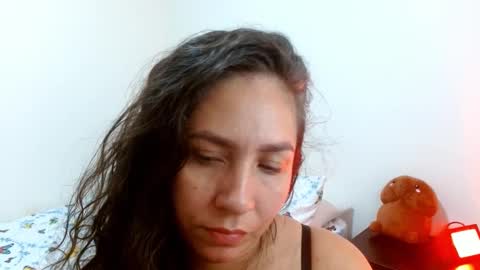  Naih Reyes online show from 01/08/25, 03:51